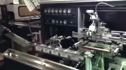 全自动圆形塑料瓶丝印机 高端进口设备的强悍效能解析